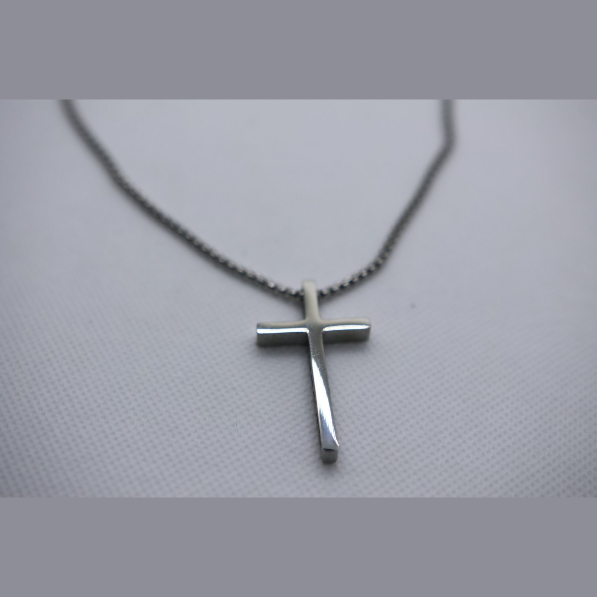 Assorted Gold/Silver Cross