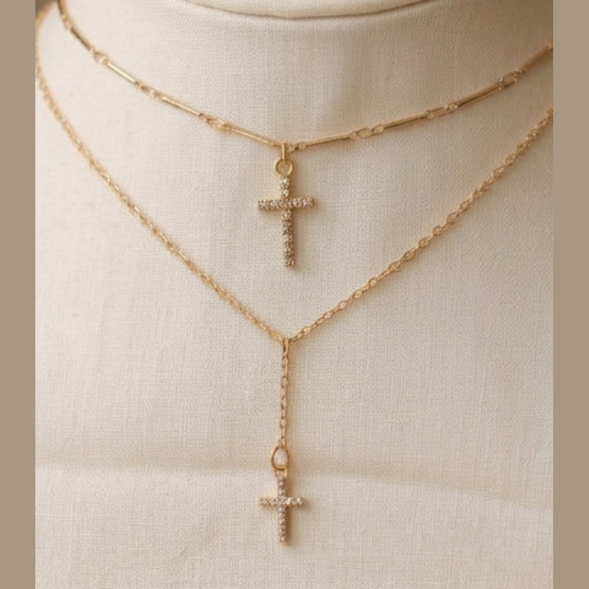 Double chain with crosses